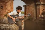 Poggibonsi: Pietro Calabrese, il giovane cantautore presenta il nuovo singolo “Grandine” | Già on line