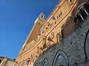 Estrazione Palio di Siena del 2 luglio 2026: chi ha sorteggiato chi