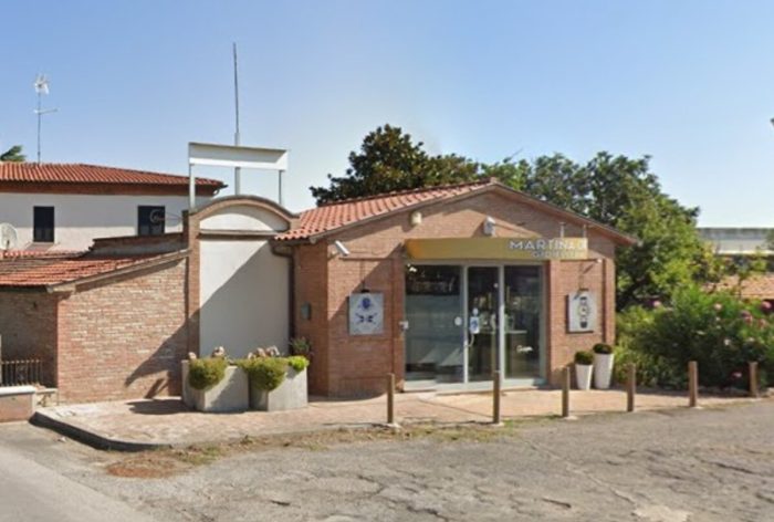 Furto in una gioielleria a Sinalunga, la titolare: "Le leggi proteggono chi ruba, non chi lavora"