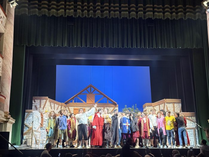 Goliardi Senesi, domani sera alle 21:30 in onda l'operetta "La maschera di ferro"