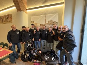 Hotwheels, il sogno senese corre in Vespa alla 24 Ore di Zuera