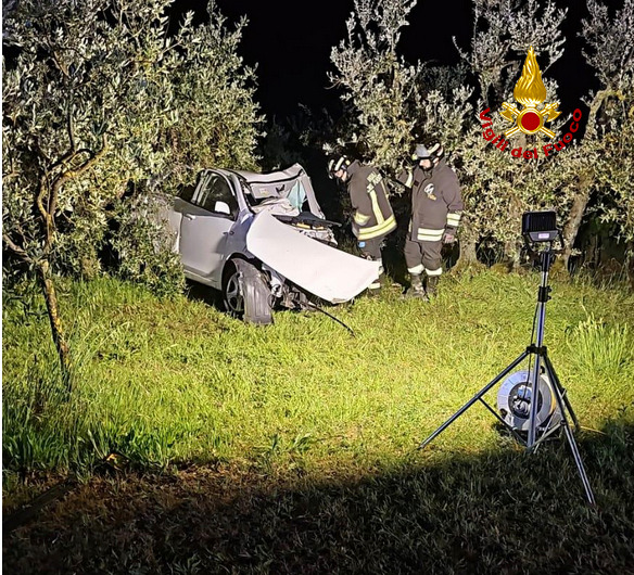Incidente mortale a Montepulciano, la vittima &egrave; un 31enne che lavorava come pizzaiolo