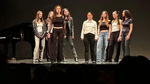 Siena: "Humanitas", lo spettacolo degli studenti del Liceo Piccolomini emoziona il Teatro dei Rozzi