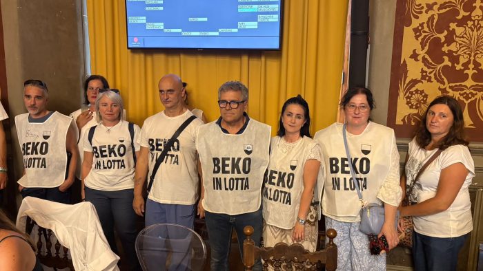 Lavoratori Beko in Consiglio comunale per Mps: "Siena ci &egrave; stata vicina, oggi siamo qui per difendere la banca della citt&agrave;"