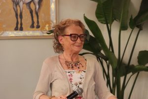 Siena, Nicoletta Fabio si racconta a Buongiorno Palio: "Alla bambina che sono stata direi di non mollare mai"