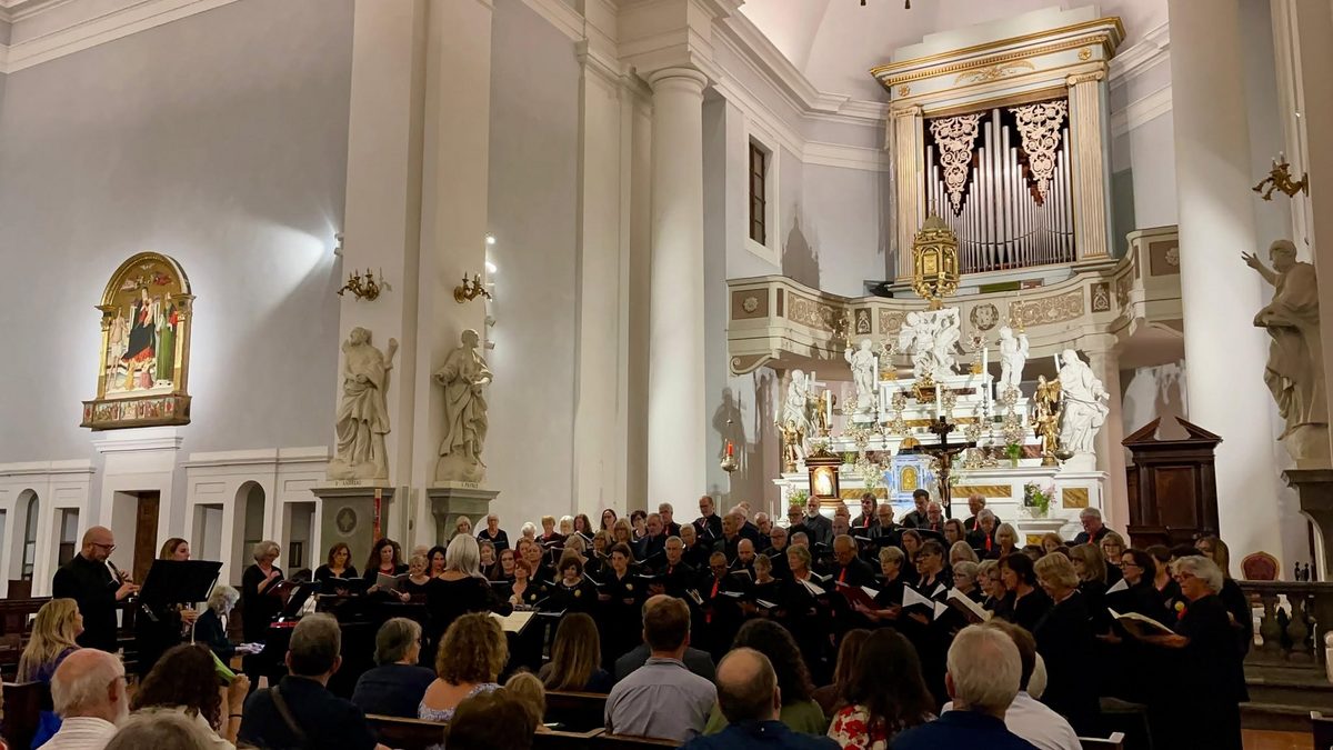 COMUNE DI SINALUNGA_La musica oltre i confini: il Gloria di Vivaldi alla Colleg…
