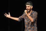 Il campione mondiale di Poetry Slam Lorenzo Maragoni arriva a Siena col suo Live Poetry