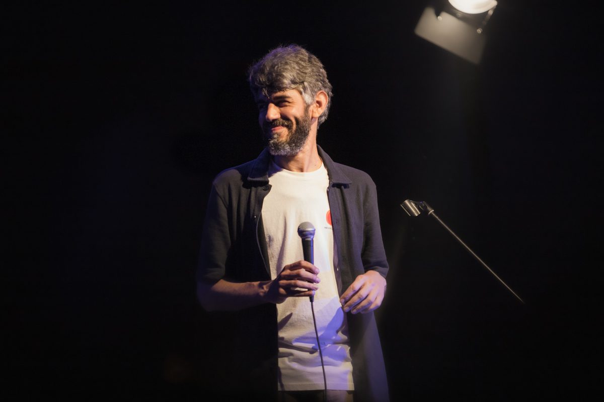 IL CAMPIONE MONDIALE DI POETRY SLAM ARRIVA A SIENA COL SUO LIVE POETRY