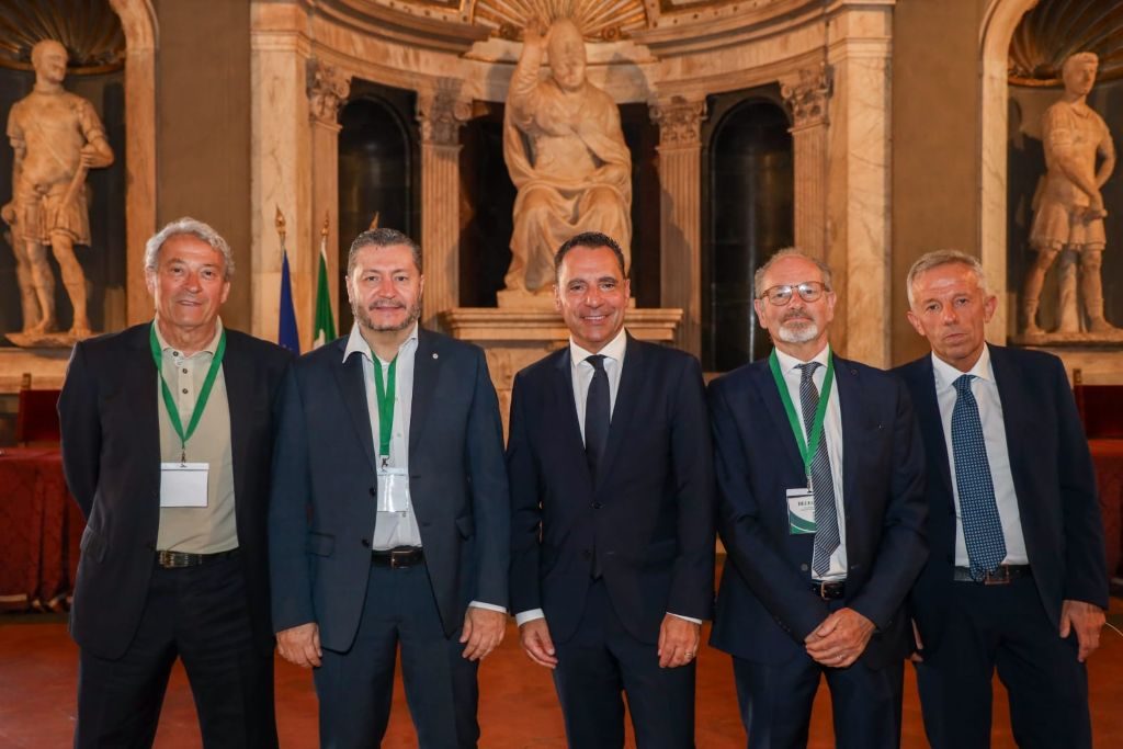 CONFESERCENTI SIENA – Aiuti al commercio: bene le misure di Siena, raddoppiamo…