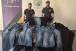 Jeans di marca rubati e rivenduti in Valdelsa, blitz della Guardia di Finanza