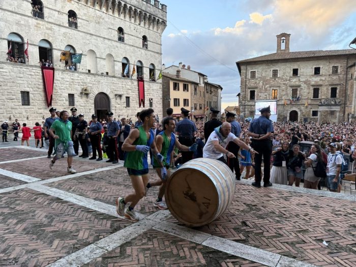 Il Brav&igrave;o delle Botti torna a raccontare Montepulciano: presentato il programma della 52a edizione