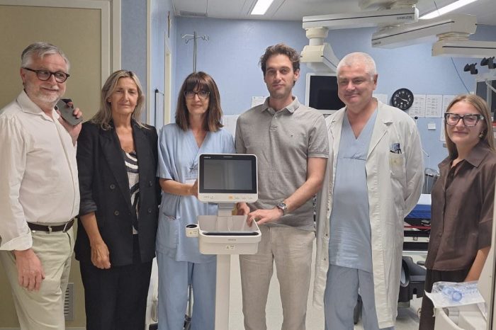 Campostaggia, donato un nuovo monitor all&rsquo;Endoscopia digestiva: raccolta fondi del Pd di Colle Val d&rsquo;Elsa