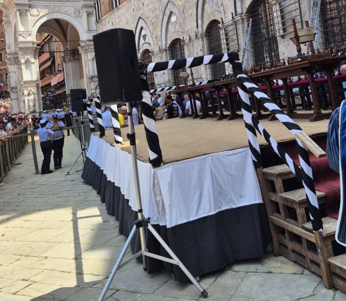 Palio 2 luglio 2026, ecco l'assegnazione dei cavalli. Saltano Onda, Aquila e Oca