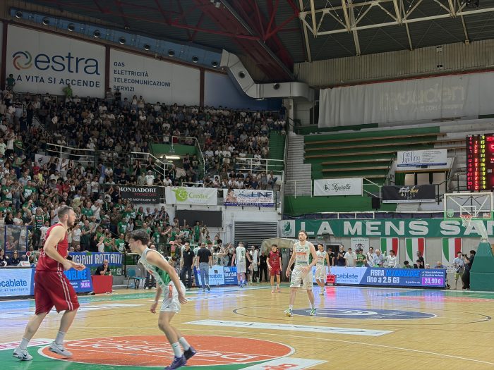 La Mens Sana difende il fortino e batte Lucca: si decider&agrave; tutto in gara 3