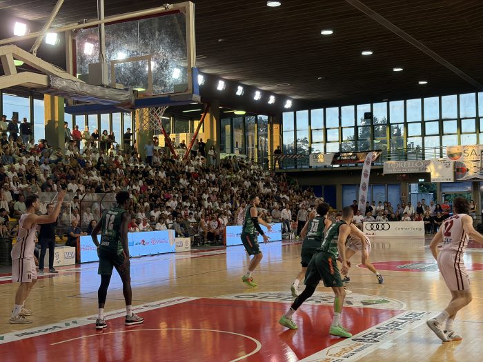 Mens Sana, Lucca conquista la promozione: per i biancoverdi resta l&rsquo;ultima chance degli spareggi