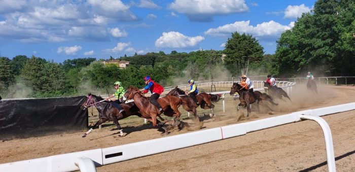 Palio dei Rioni di Monticiano, vince Incrociata con Daniele Sanna