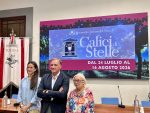 Calici di Stelle accende l’estate senese: vino, turismo e territori protagonisti fino al 16 agosto