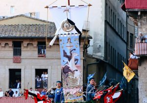 Palio di Siena, il tempo sospeso del corteo storico - La gallery (1&deg; parte)