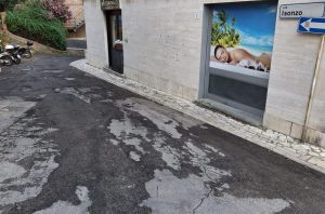 Strade a pezzi, verde abbandonato e nodo Casa dello Studente: Siena Sostenibile porta il degrado di San Prospero in Consiglio