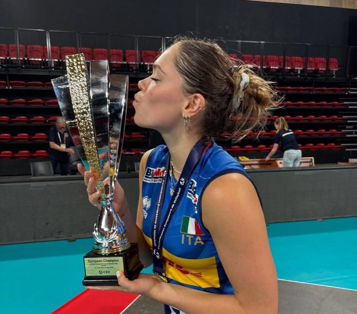 Helena Sassolini sul tetto d&rsquo;Europa: oro Under 22 e premio come miglior palleggiatrice