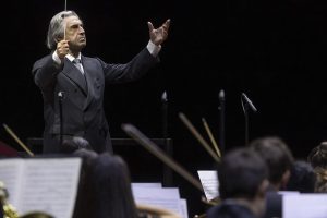 Siena, il talento del Franci incontra Riccardo Muti: cinque studenti nel concerto di Lucca