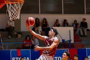 Basket, la Virtus Siena si rinforza con l'arrivo di Andrea Cazzanti