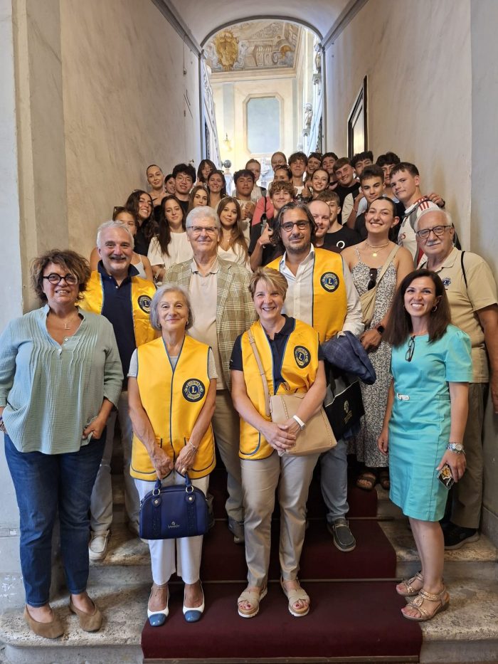 Lions Club Siena, giovani da tutto il mondo in visita a Siena con il Campo Italia 2024-26