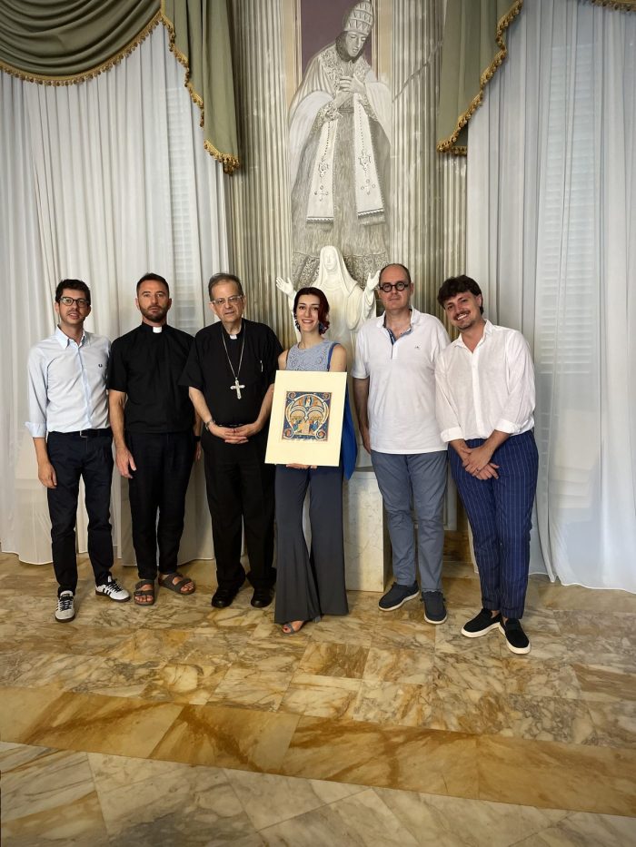 Torna a casa un tesoro del Trecento: restituito all&rsquo;Arcidiocesi di Siena un frammento dei libri liturgici di San Lucchese