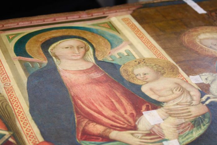 Castellina in Chianti, taglio del nastro per la mostra che riporta a casa opere del &lsquo;300 e &lsquo;400