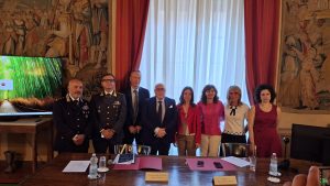Siena e Grosseto dichiarano guerra al caporalato, siglato il protocollo d'intesa