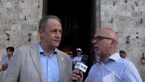 Palio di Siena, Carapelli punta su Benitos e Brigante: "La monta giusta, sognare il cappotto? Perch&eacute; no"