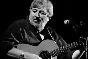 Addio a Francesco Guccini, il cordoglio della Toscana: "Una delle voci pi&ugrave; autentiche della nostra cultura"