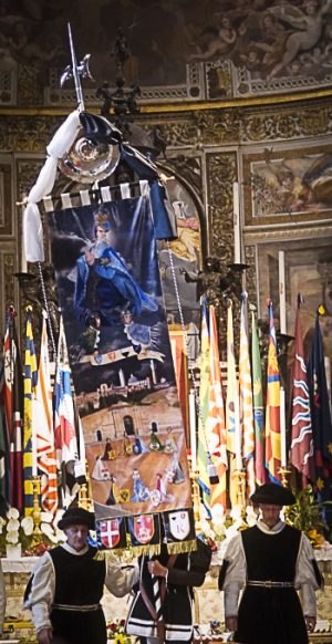 Palio di Siena, il Corteo dei ceri e dei censi: la gallery