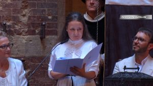Palio di Siena, "Grazie Siena&rdquo;: Teodora Axente, il legame con la citt&agrave; nel Drappellone dell&rsquo;Assunta