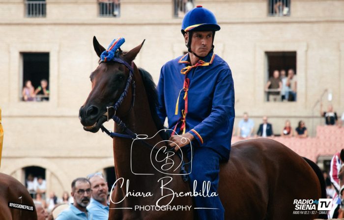 Palio di Siena, Tittia in osservazione in ospedale con trauma cranico