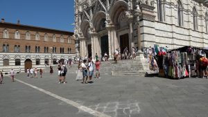 Turismo in Toscana, estate 2026: crescono soprattutto montagna, collina e costa