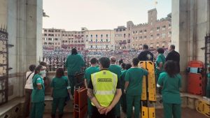 Palio di Siena 18 agosto, il bilancio dell&rsquo;Asl: 24 persone soccorse, 7 trasportate in ospedale