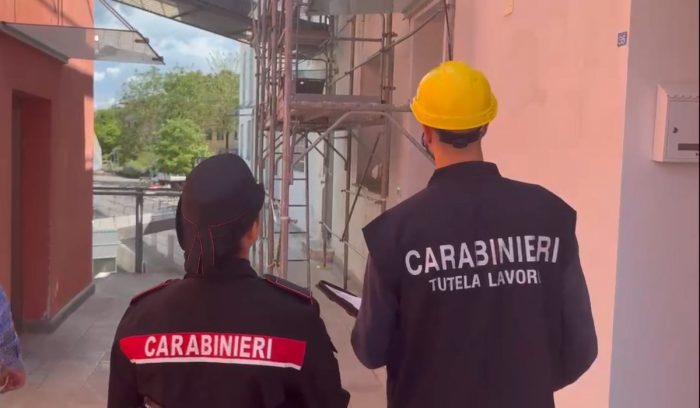 Sfruttamento del lavoro e infortuni nascosti in un'azienda della Val di Merse: scatta il controllo giudiziario