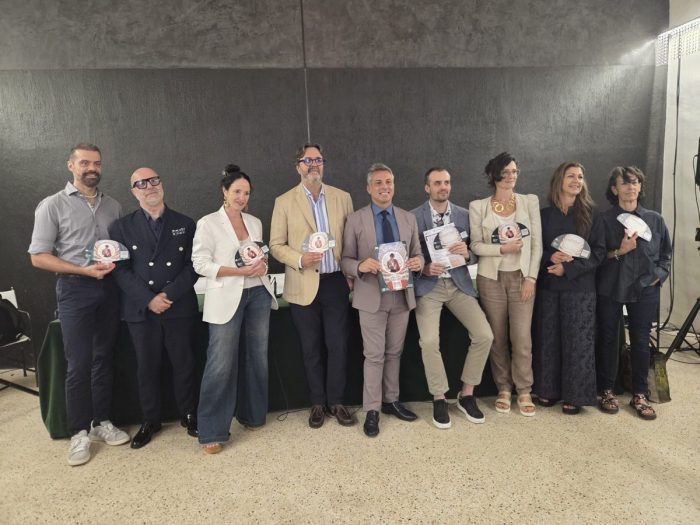Teatri di Siena, al via la campagna abbonamenti per la stagione 2026-2027