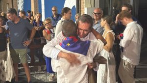 Palio di Siena, le lacrime del condottiero. Il Capitano del Nicchio Fabio Giustarini si commuove in diretta
