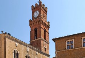 Pienza, Palazzo Piccolomini al tramonto: due visite speciali con aperitivo sulla Val d&rsquo;Orcia