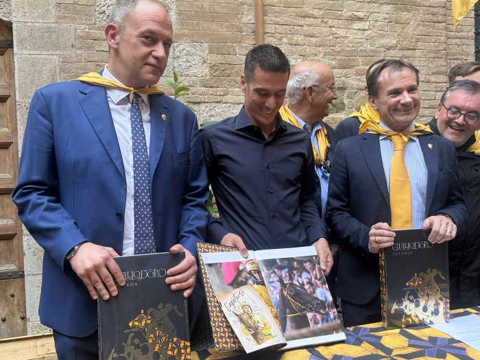 Palio di Siena, Tittia: &ldquo;La vittoria nell&rsquo;Aquila, un capolavoro&rdquo;