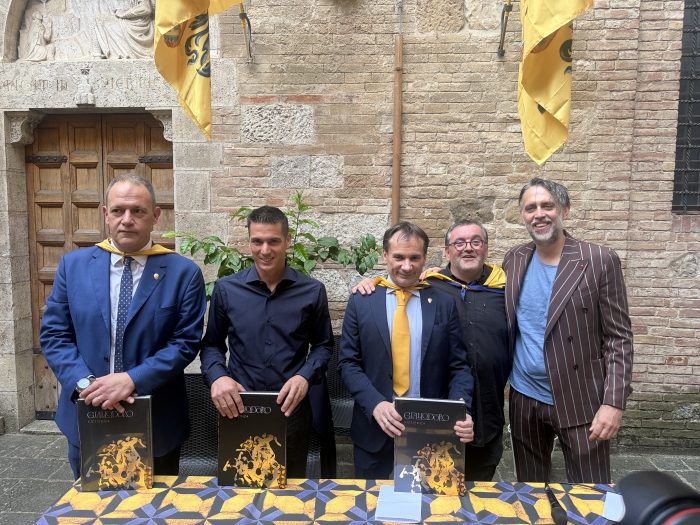 "Giallodoro", presentato il numero unico della Contrada dell'Aquila