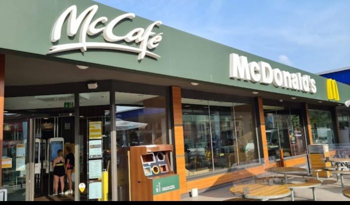Siena, da McDonald&rsquo;s 40 pasti a settimana per i pi&ugrave; fragili della parrocchia dell'Alberino
