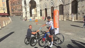 Obiettivo Tricolore arriva a Siena nel segno di Alex Zanardi: "I limiti possono diventare un'opportunit&agrave;"
