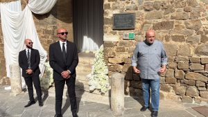 Damiano David e Dove Cameron sposi a Montalcino, Franceschelli: "Nessuna richiesta particolare"