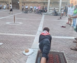Festa del Cacio di Pienza, domenica la grande sfida del Gioco del Cacio al Fuso