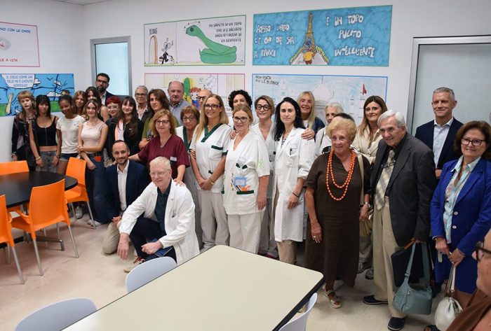 Siena, inaugurata alle Scotte la nuova area Day Hospital di Neuropsichiatria infantile, ispirata alle canzoni di Lucio Corsi