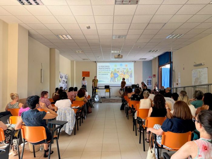 San Gimignano apripista sui Patti Digitali: le famiglie si alleano per proteggere i giovani dal web