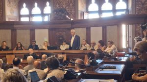 Giani a Siena per il consiglio comunale straordinario: "L'Italia ha bisogno di una banca come Mps"